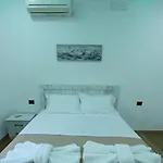 Lundra Hotel